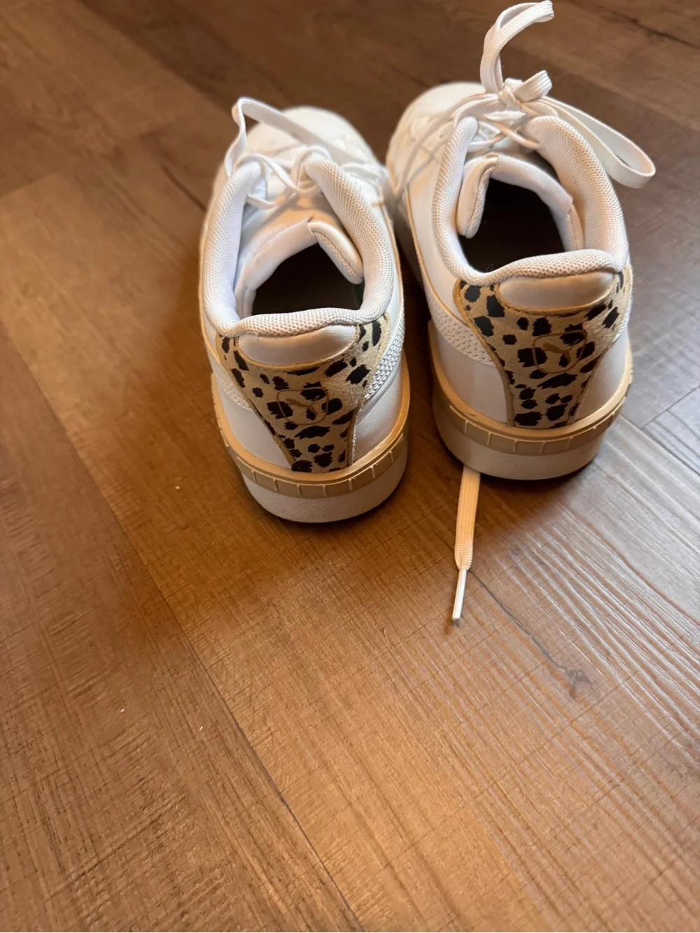 PUMA Girls White Platform Casual Sneakers with Leopard Accent
